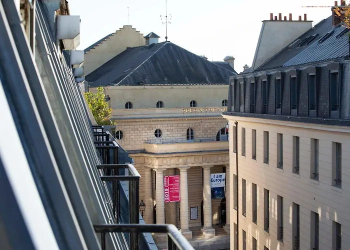 Grand Hotel Des Balcons Parijs